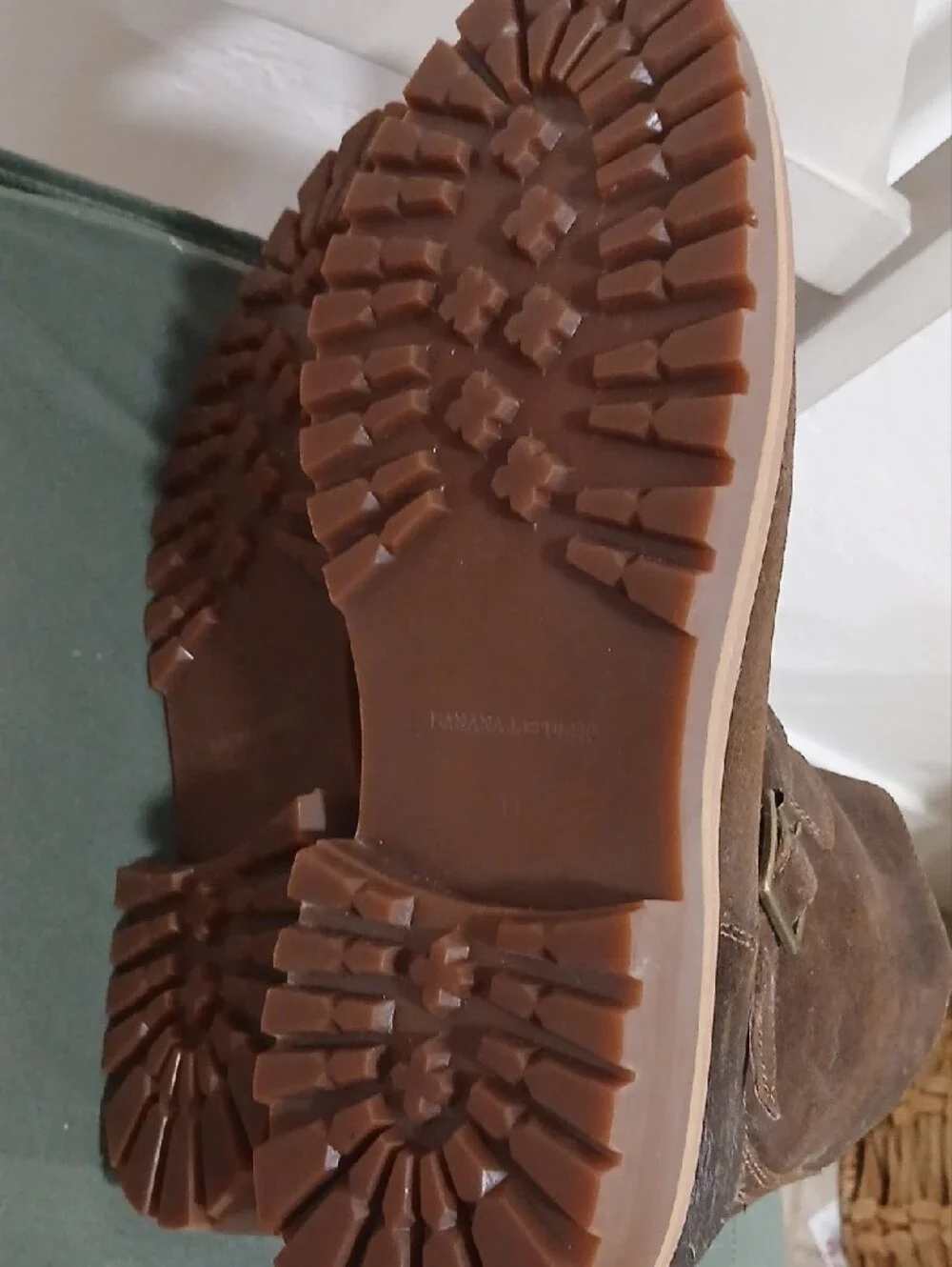 Banana Republic Brown Suede Chukka Zip Boots